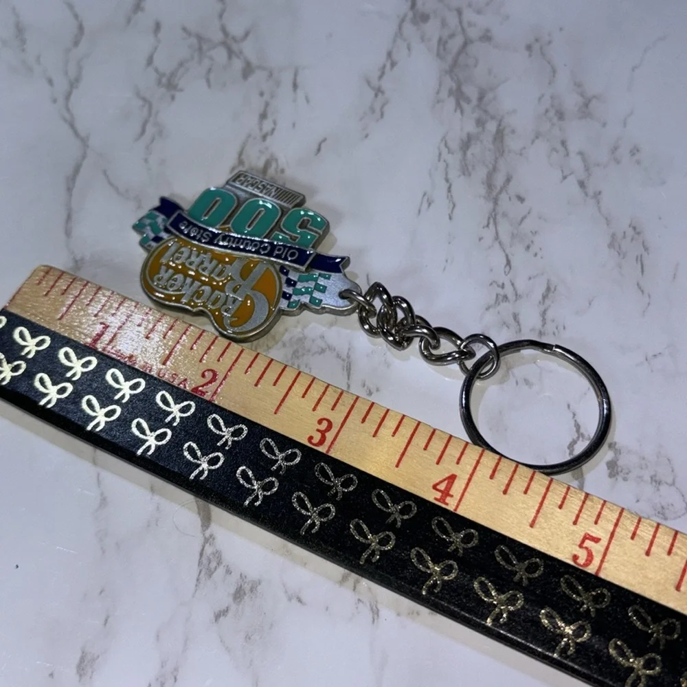 Nascar Y2K  Racing Keychain Stock Car 2001 Cracker Barrel Old Country Store